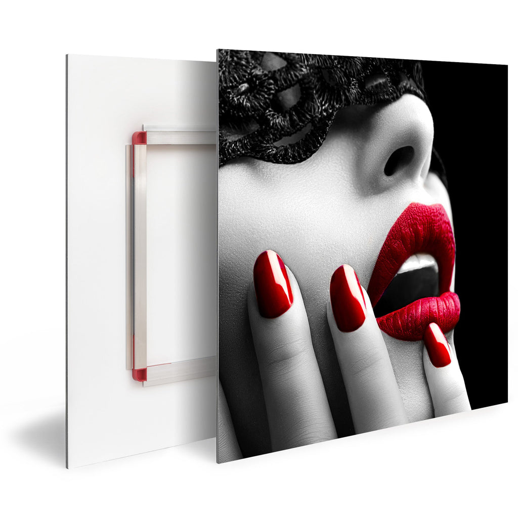 Tableau Moderne pas cher DST0006 - Visage de femme masquée avec lèvres et ongles rouges - Tableau déco Glamour