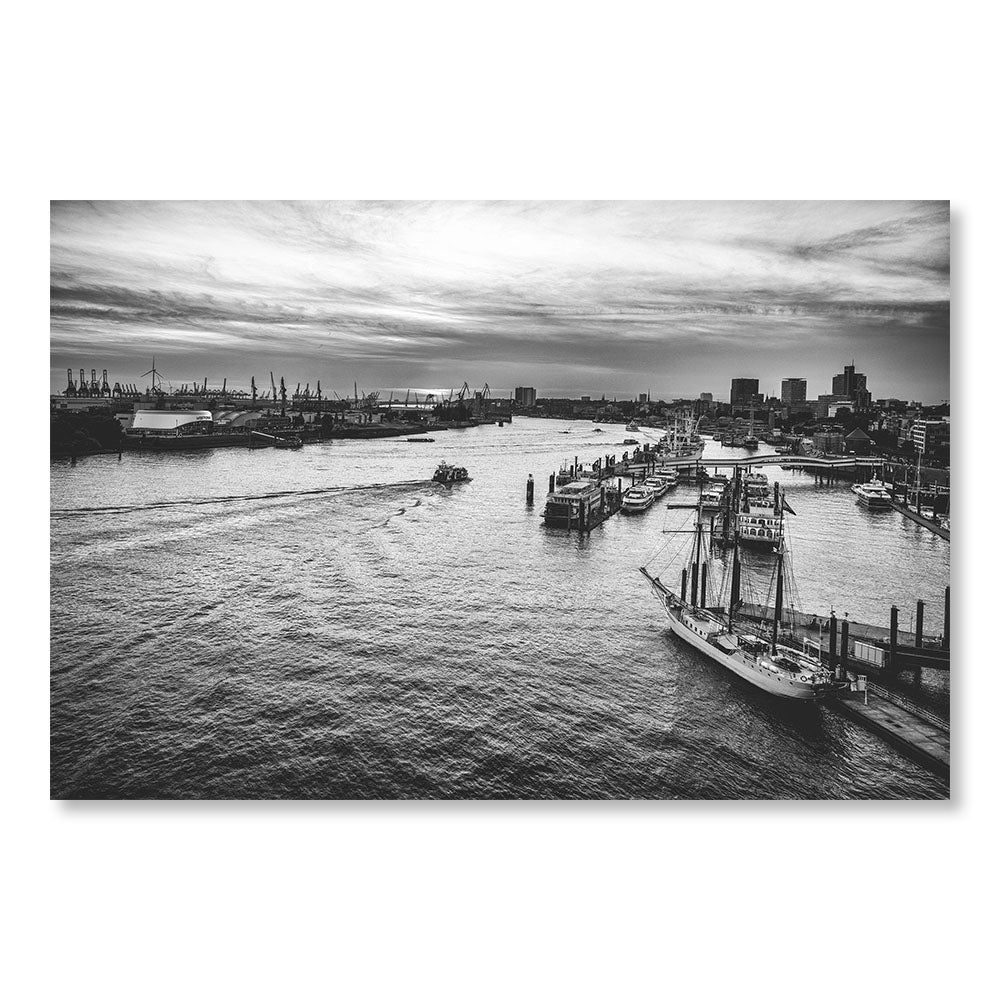 Modern Design Wall Decoration Picture SBL0044NB - Port of Hamburg in Germany Black and White - Black and White City Deco Picture - Printadeco